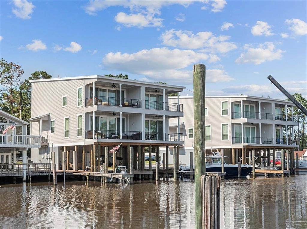 971 Marina Boulevard - Photo 1