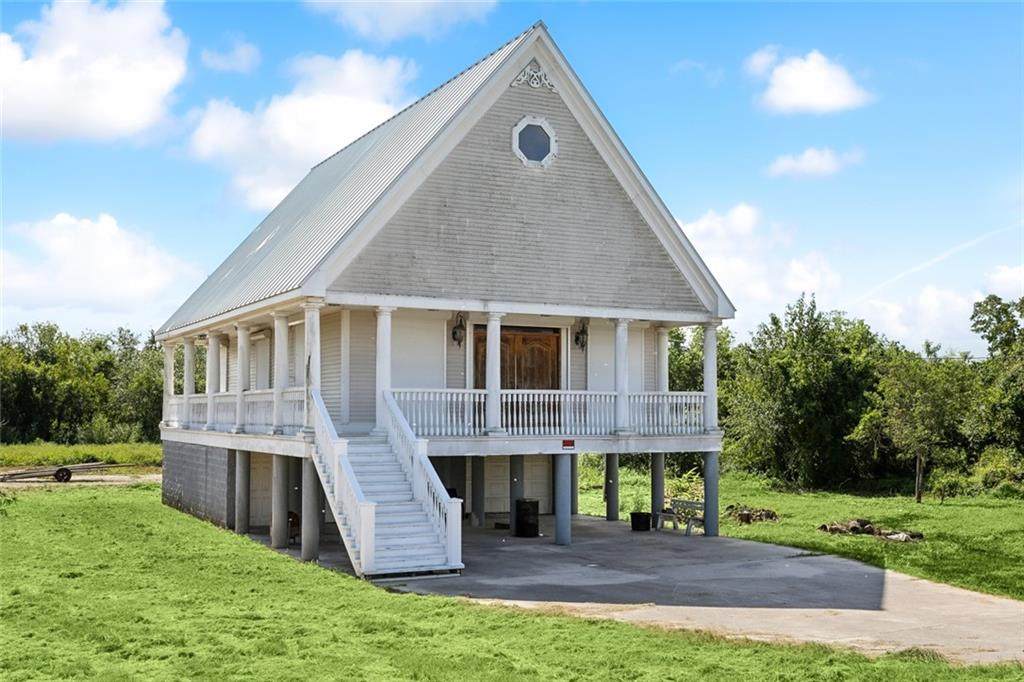 137 Battistella Road - Photo 1