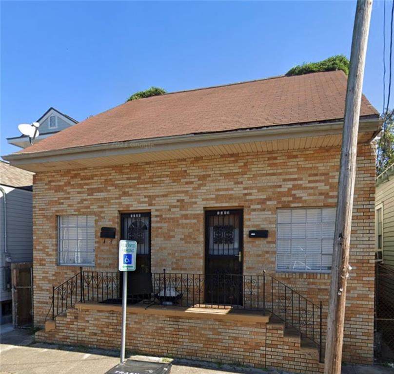 1923-25 Pauger Street - Photo 1