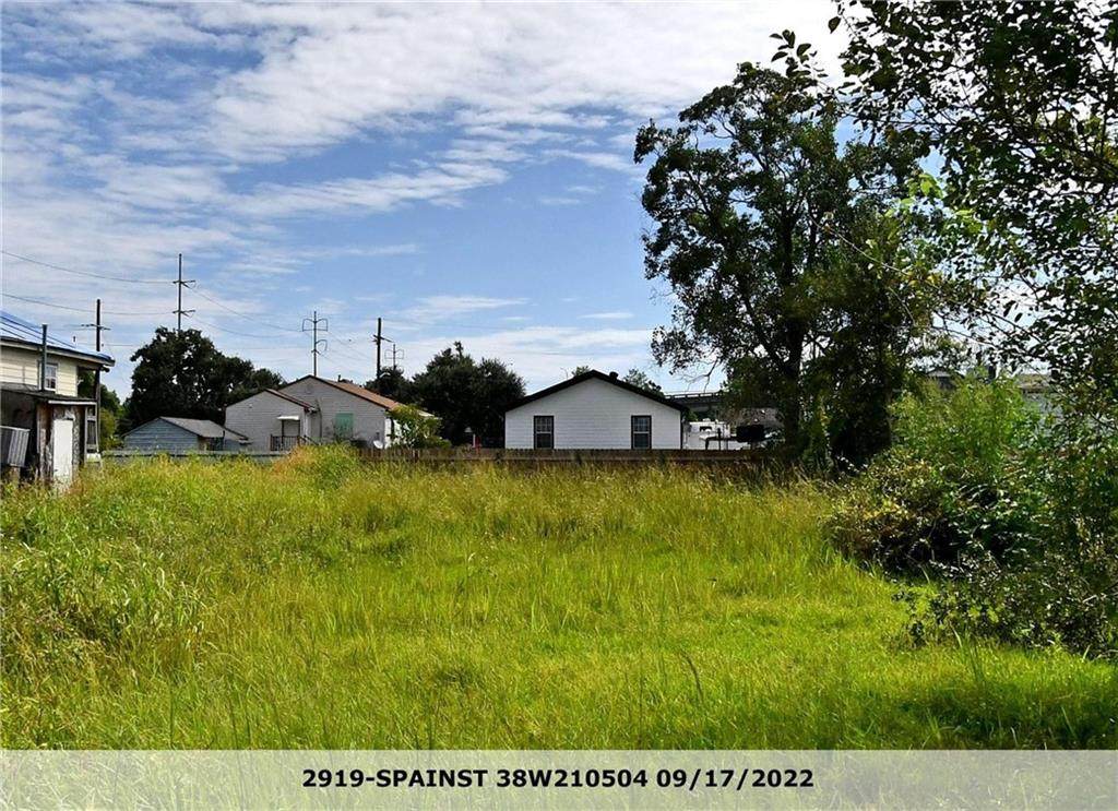 2919 Spain Street - Photo 1