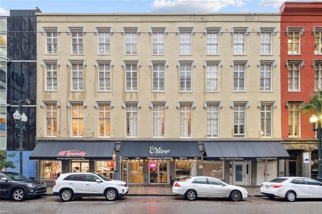 339 Carondelet Street - Photo 1