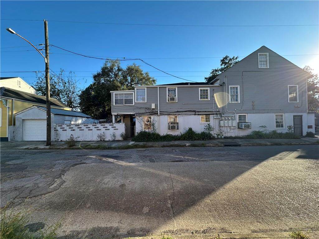 https://bt-photos.global.ssl.fastly.net/neworleans/orig_boomver_1_2472474-2.jpg