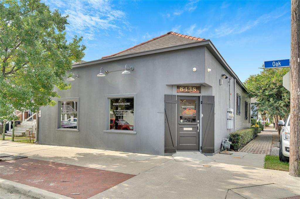 8438 Oak Street - Photo 1