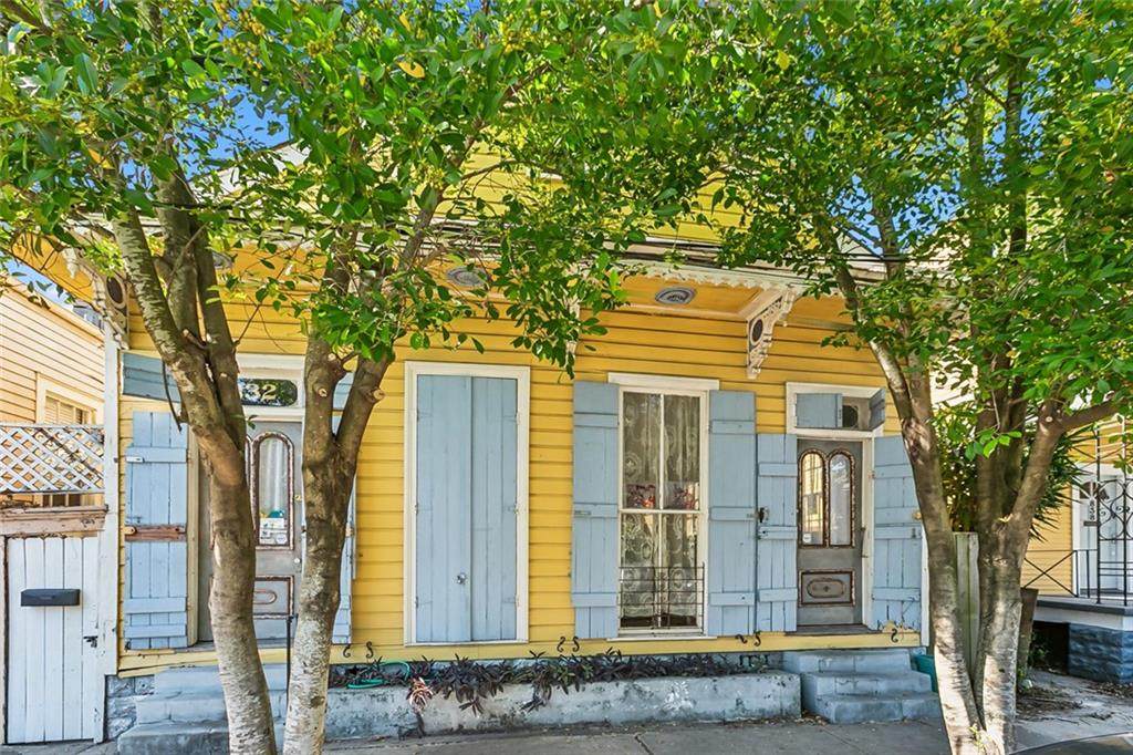 832 36 Mandeville Street - Photo 1