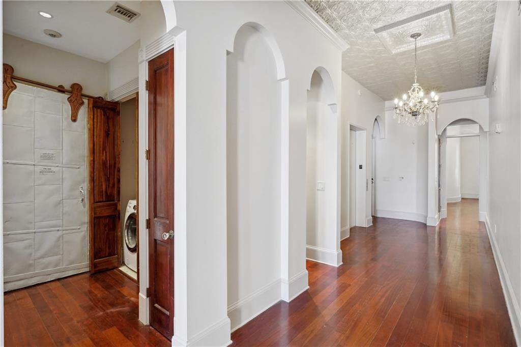 https://bt-photos.global.ssl.fastly.net/neworleans/orig_boomver_1_2473402-2.jpg