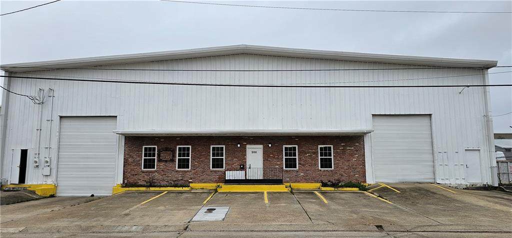 200 Industrial Avenue - Photo 1