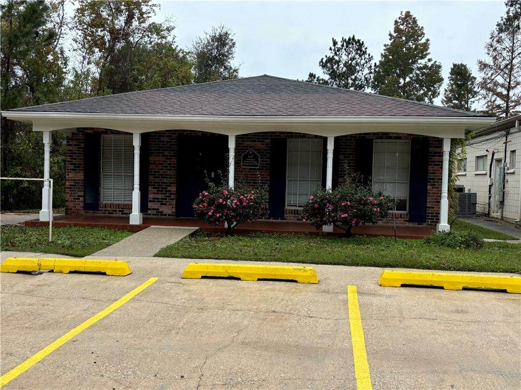 619 19 Avenue - Photo 1