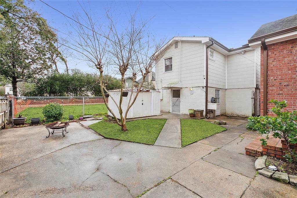 359 1/2 Phosphor Avenue - Photo 1