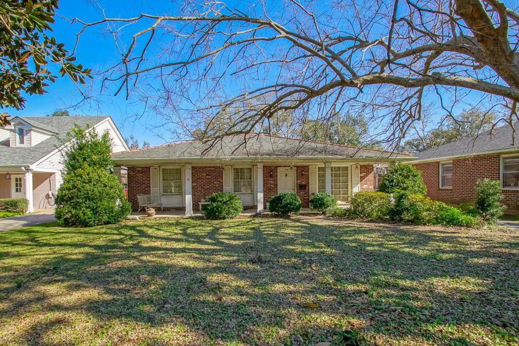 117 Magnolia Boulevard - Photo 1