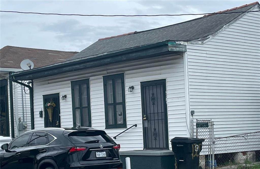 1353 - 55 Annette Street - Photo 1