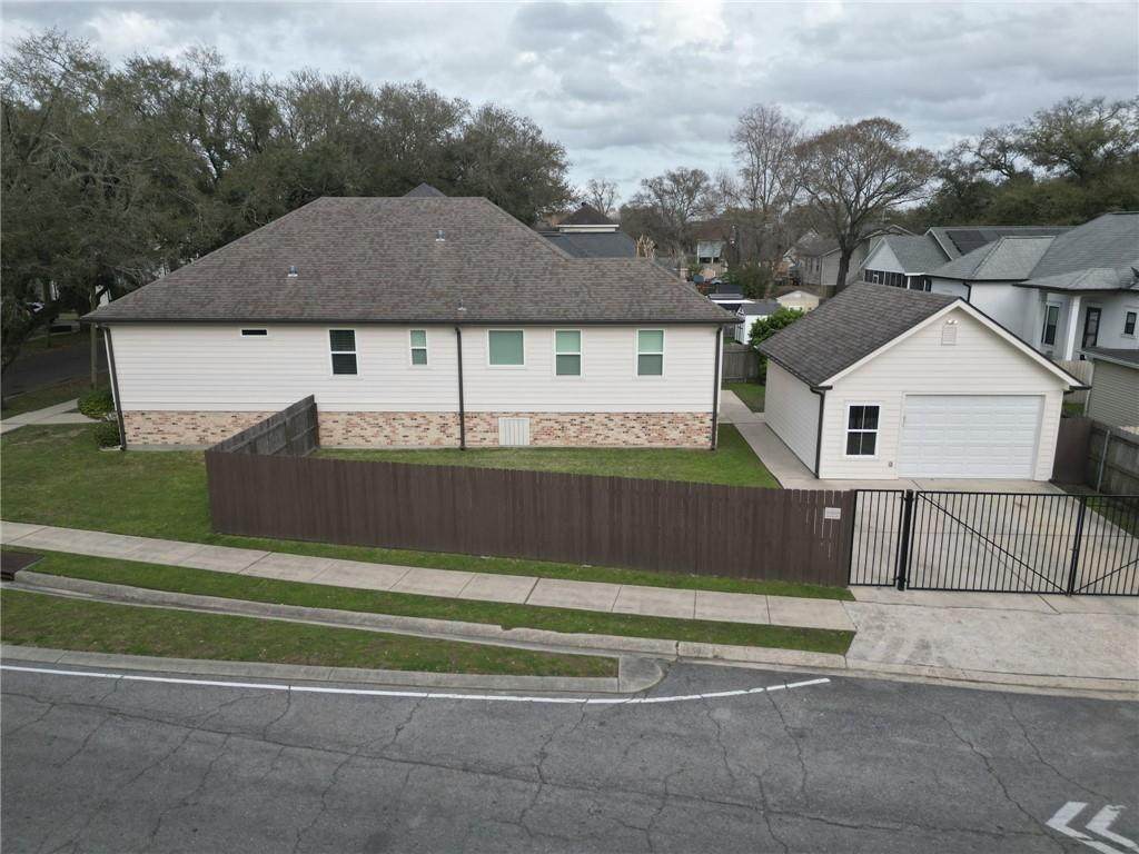 https://bt-photos.global.ssl.fastly.net/neworleans/orig_boomver_1_2492950-2.jpg