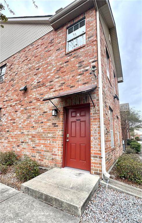 900 Dean Lee Drive - Photo 1