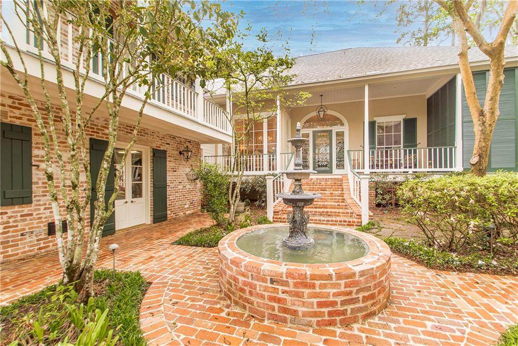 427 Magnolia Lane - Photo 1