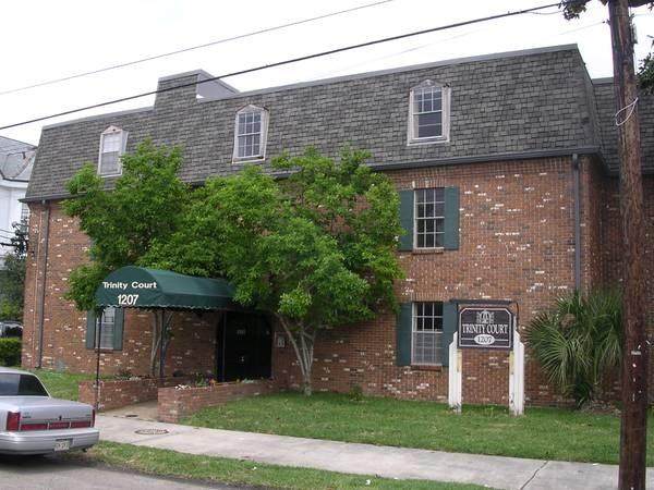 1207 Jackson Avenue - Photo 1