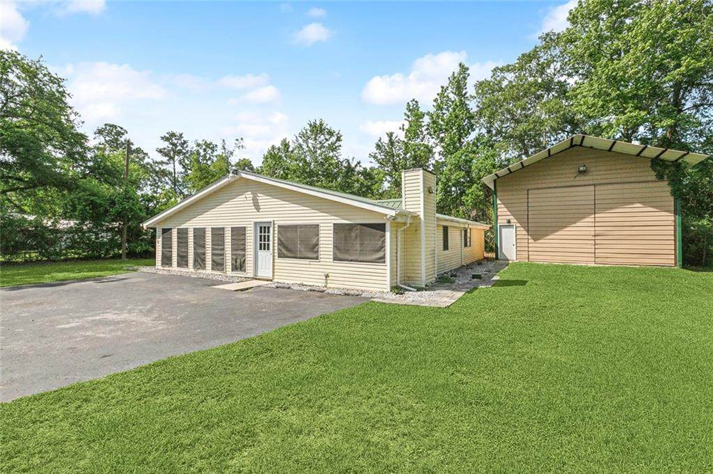 261 Jefferson Avenue - Photo 1