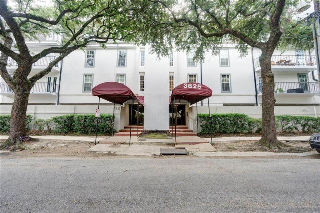 3625 St Charles Avenue - Photo 1