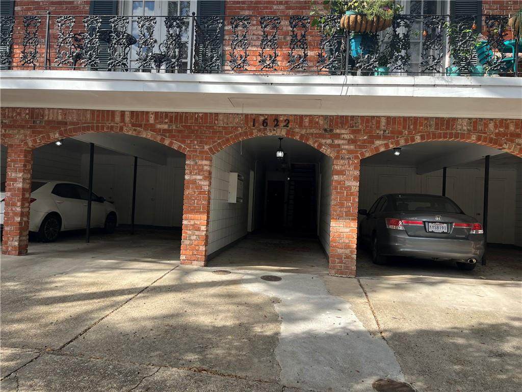 1622 Peniston Street - Photo 1