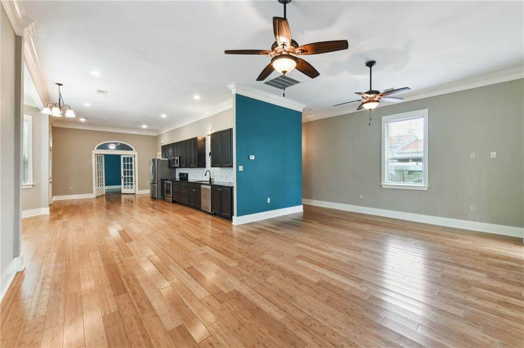 https://bt-photos.global.ssl.fastly.net/neworleans/orig_boomver_1_2501618-2.jpg