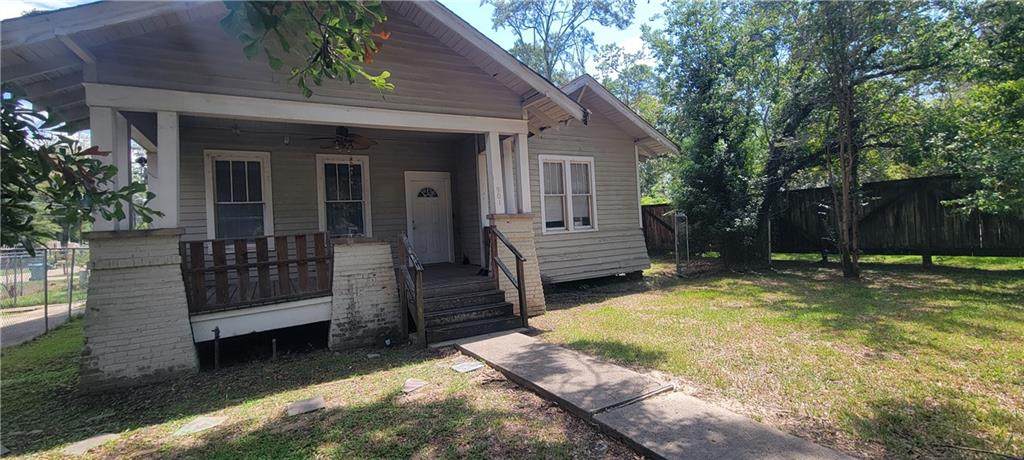 901 Chestnut Street - Photo 1