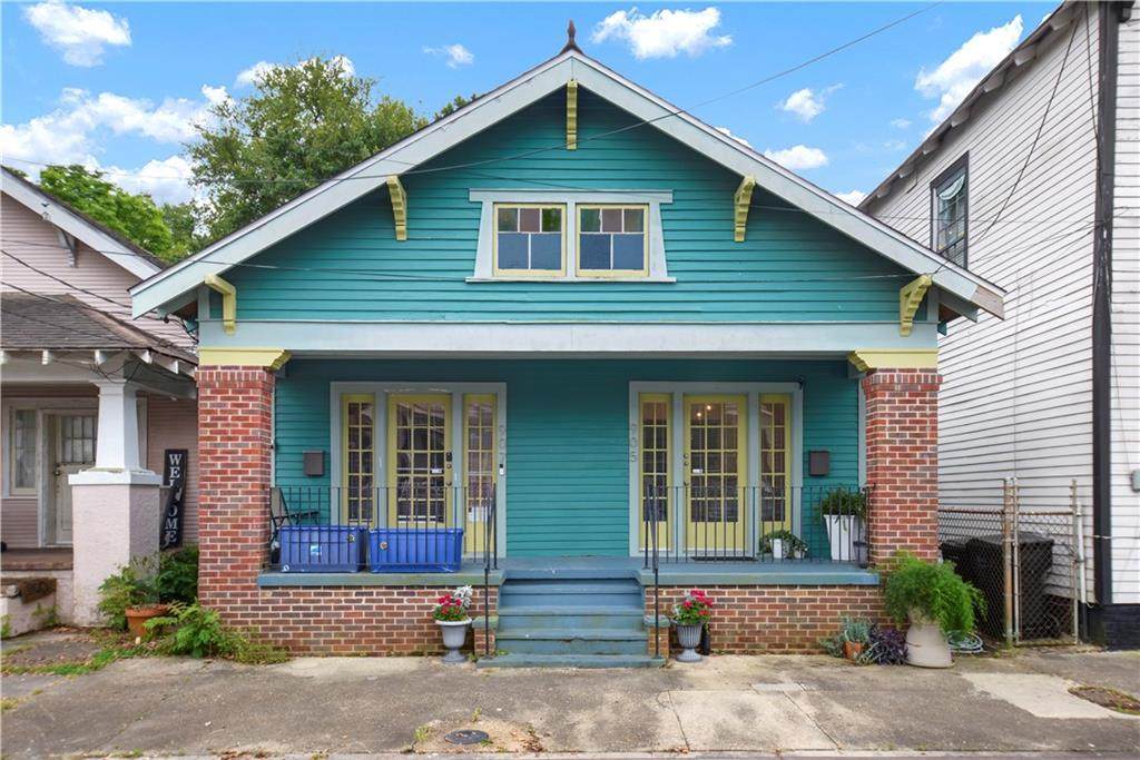 905-907 Pelican Avenue - Photo 1