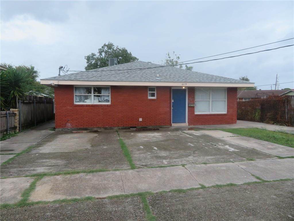 6015 Royal Street - Photo 1