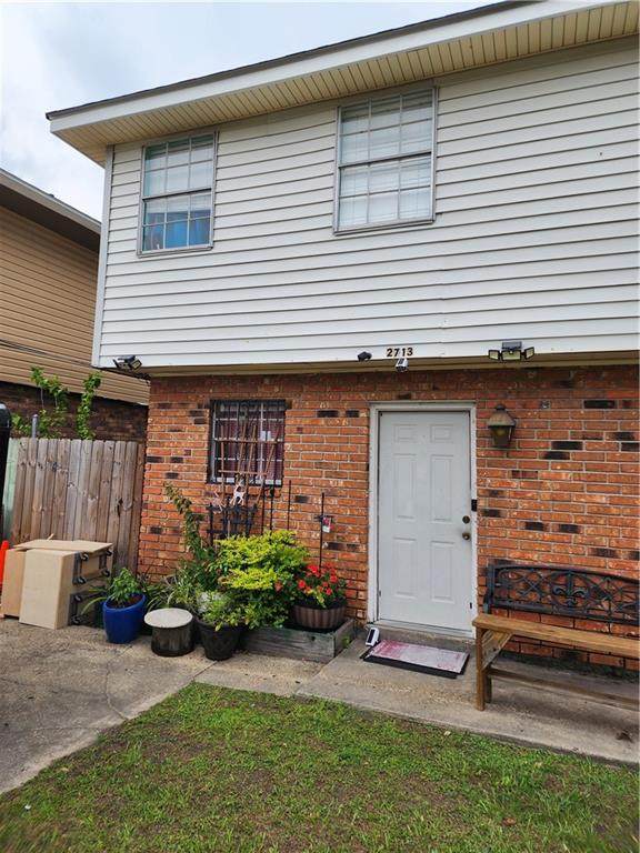 2713 Panama Street - Photo 1
