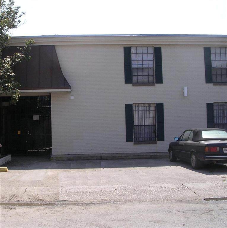 7522 Benjamin Street - Photo 1