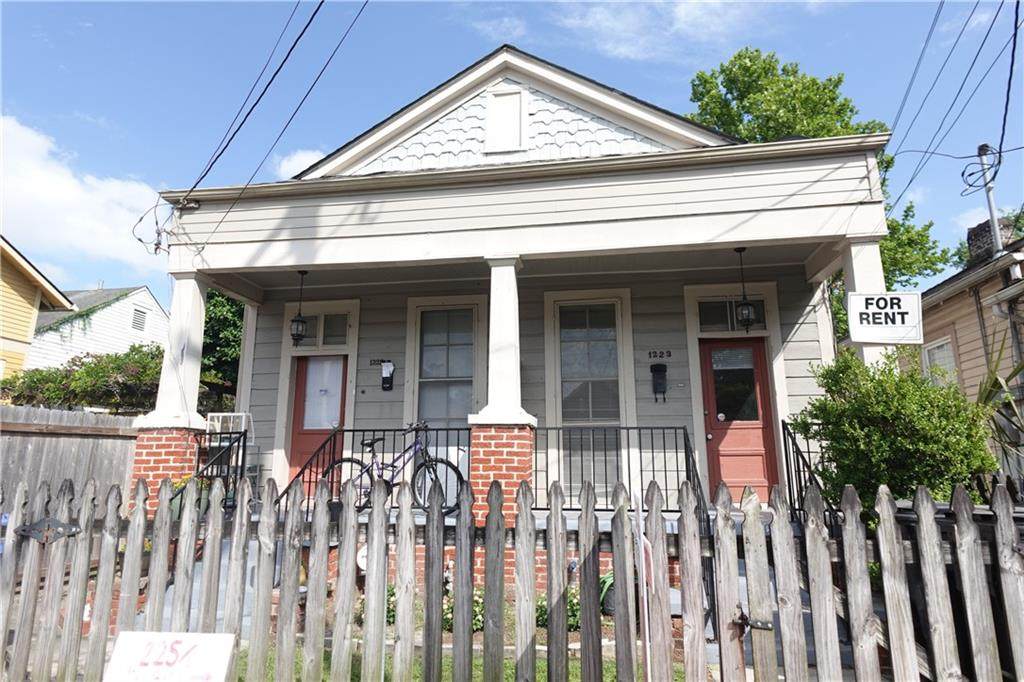 1223 Burdette Street - Photo 1