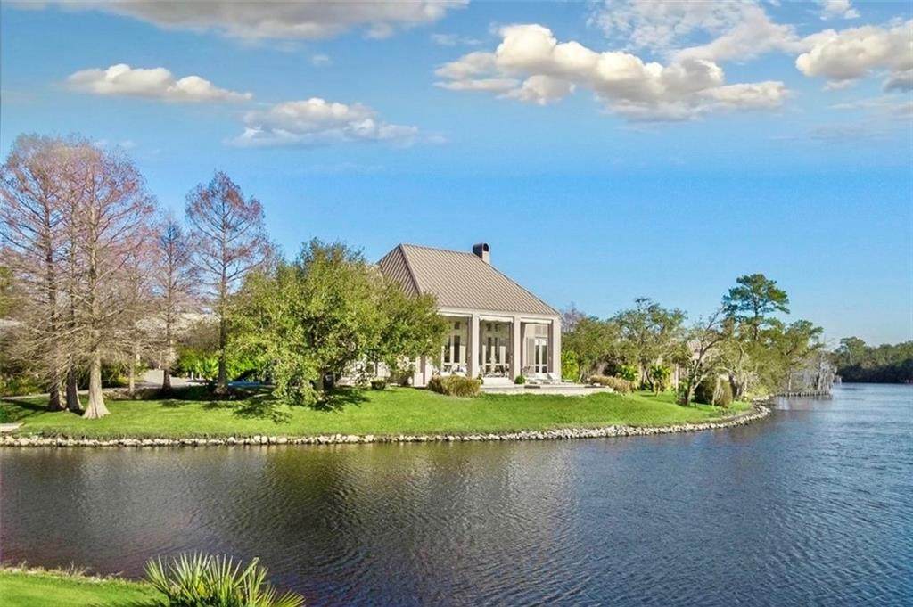 350 Faciane Lane - Photo 1