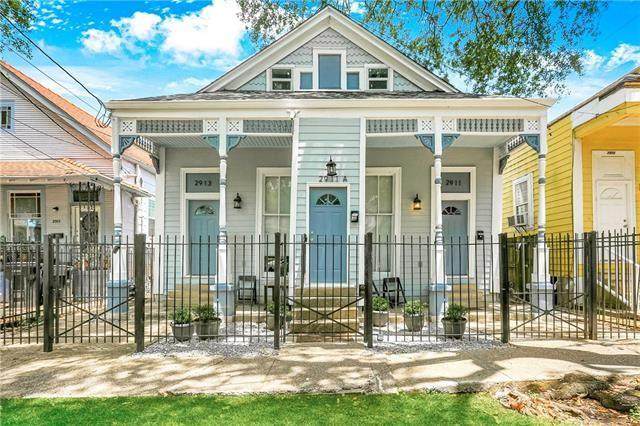2911 Banks Street - Photo 1
