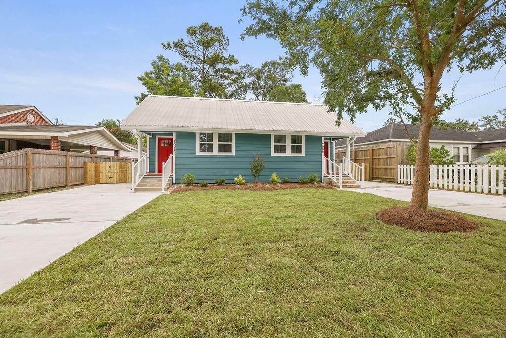 709 Colorado Street - Photo 1
