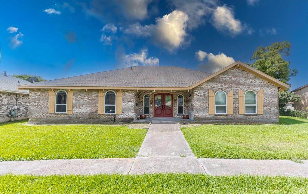 3701 Red Cypress Drive - Photo 1