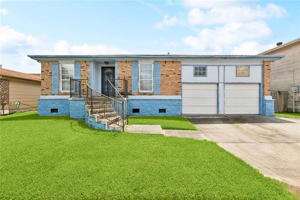 3105 Primwood Drive - Photo 1