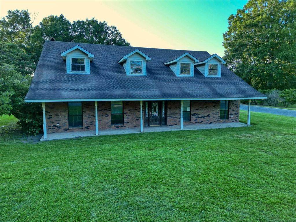 58700 Delacroix Avenue - Photo 1
