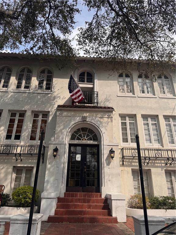 1507 Napoleon Avenue - Photo 1