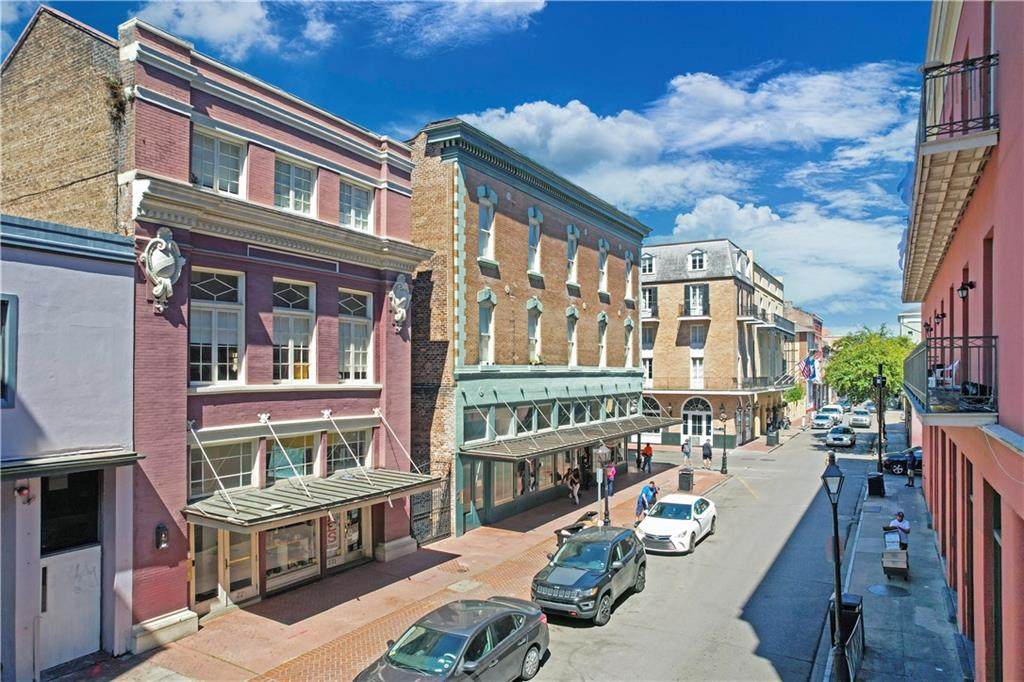 229 Dauphine Street - Photo 1