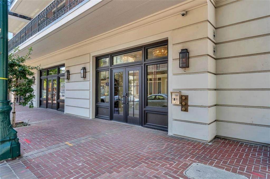 731 St Charles Avenue - Photo 1