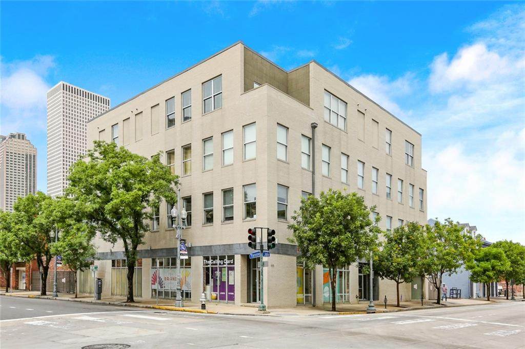 835 Julia Street - Photo 1