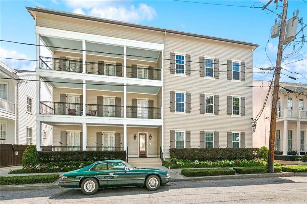 1633 First Street - Photo 1