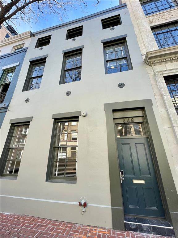 608 Baronne Street - Photo 1