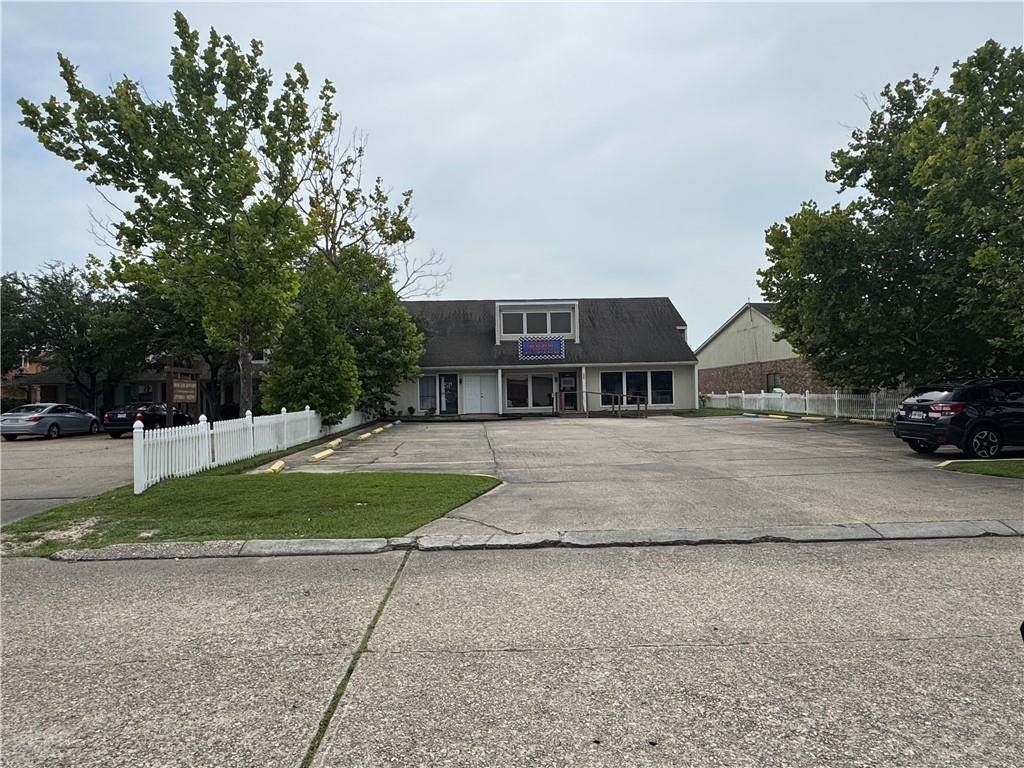 1330 Corporate Square - Photo 1