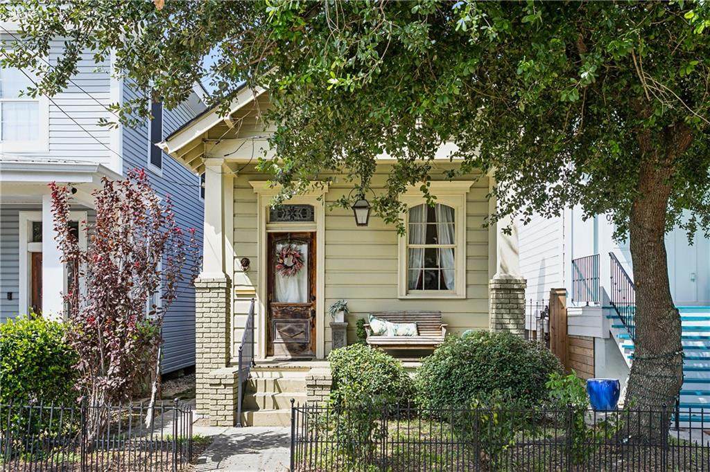 246 Friscoville Avenue - Photo 1