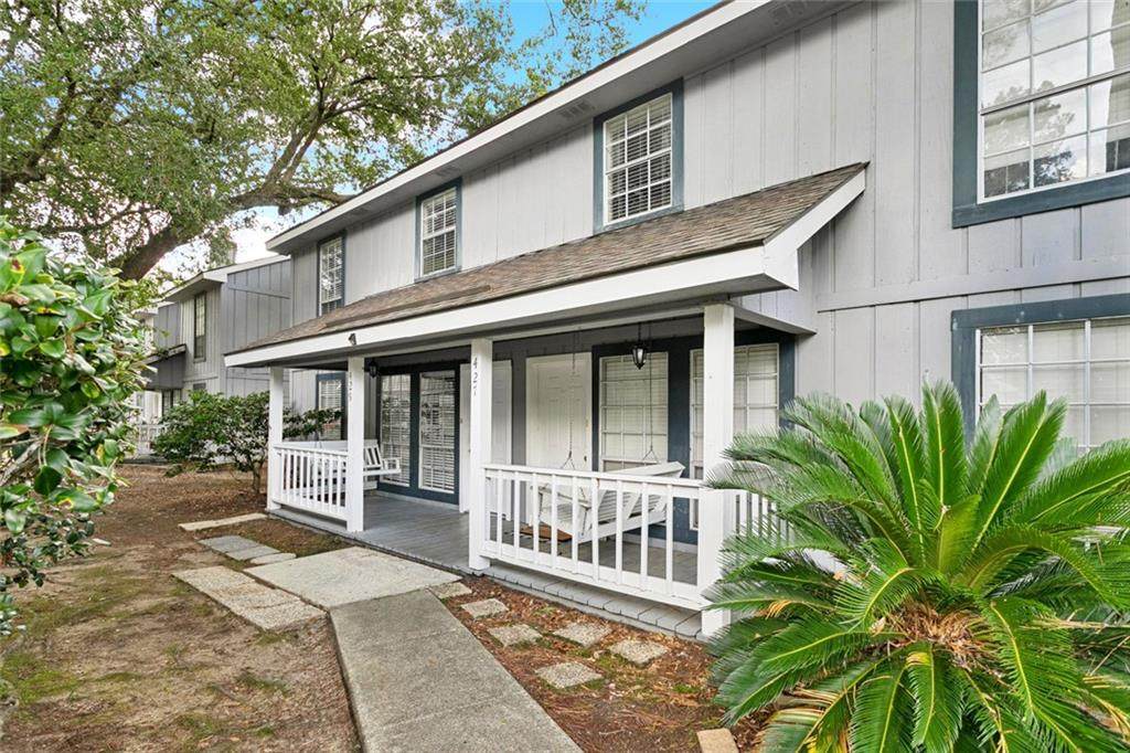 429 Cedarwood Drive - Photo 1