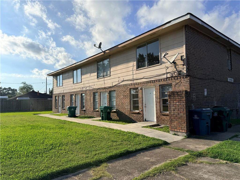 2908 Destrehan Avenue - Photo 1