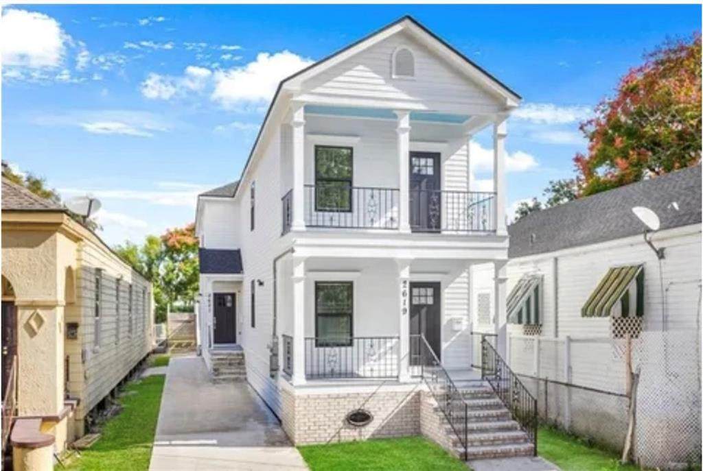 2619 Onzaga Street - Photo 1
