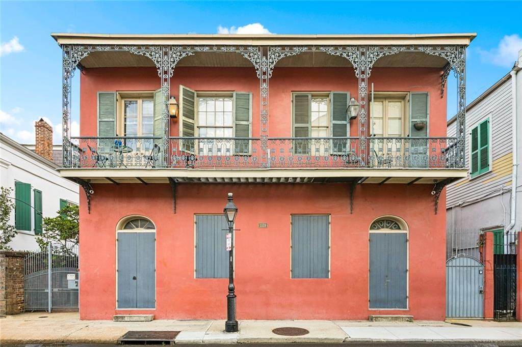 1119 Chartres Street - Photo 1
