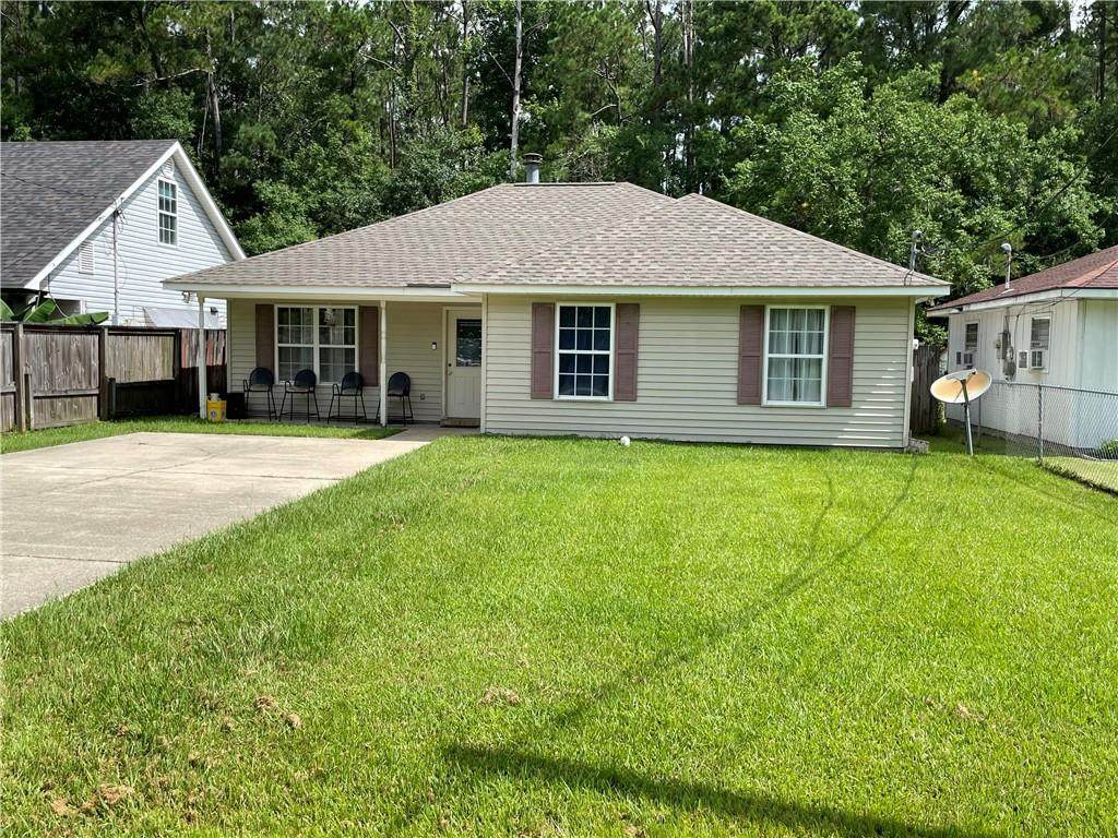 35335 Fleetwood Drive - Photo 1