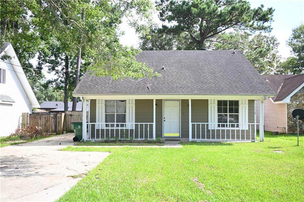 2115 Pelican Street - Photo 1