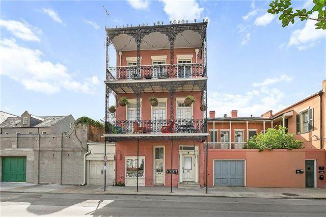 1212 Rampart Street - Photo 1