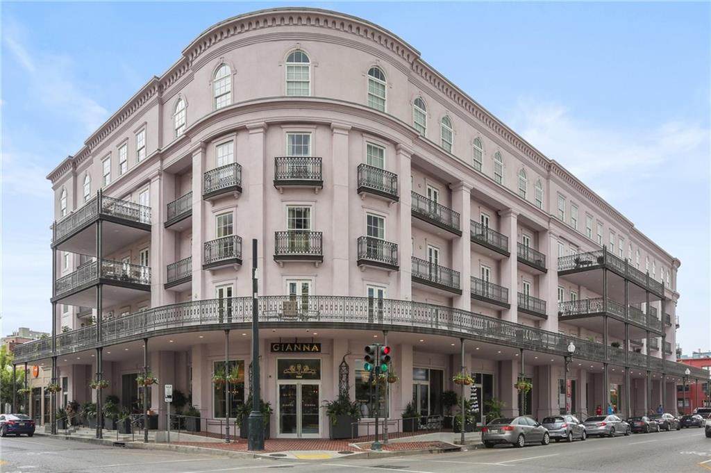 700 Magazine Street - Photo 1